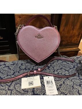 💖 NWT COACH Heart Crossbody Bag - Metallic Pink/Purple 💖